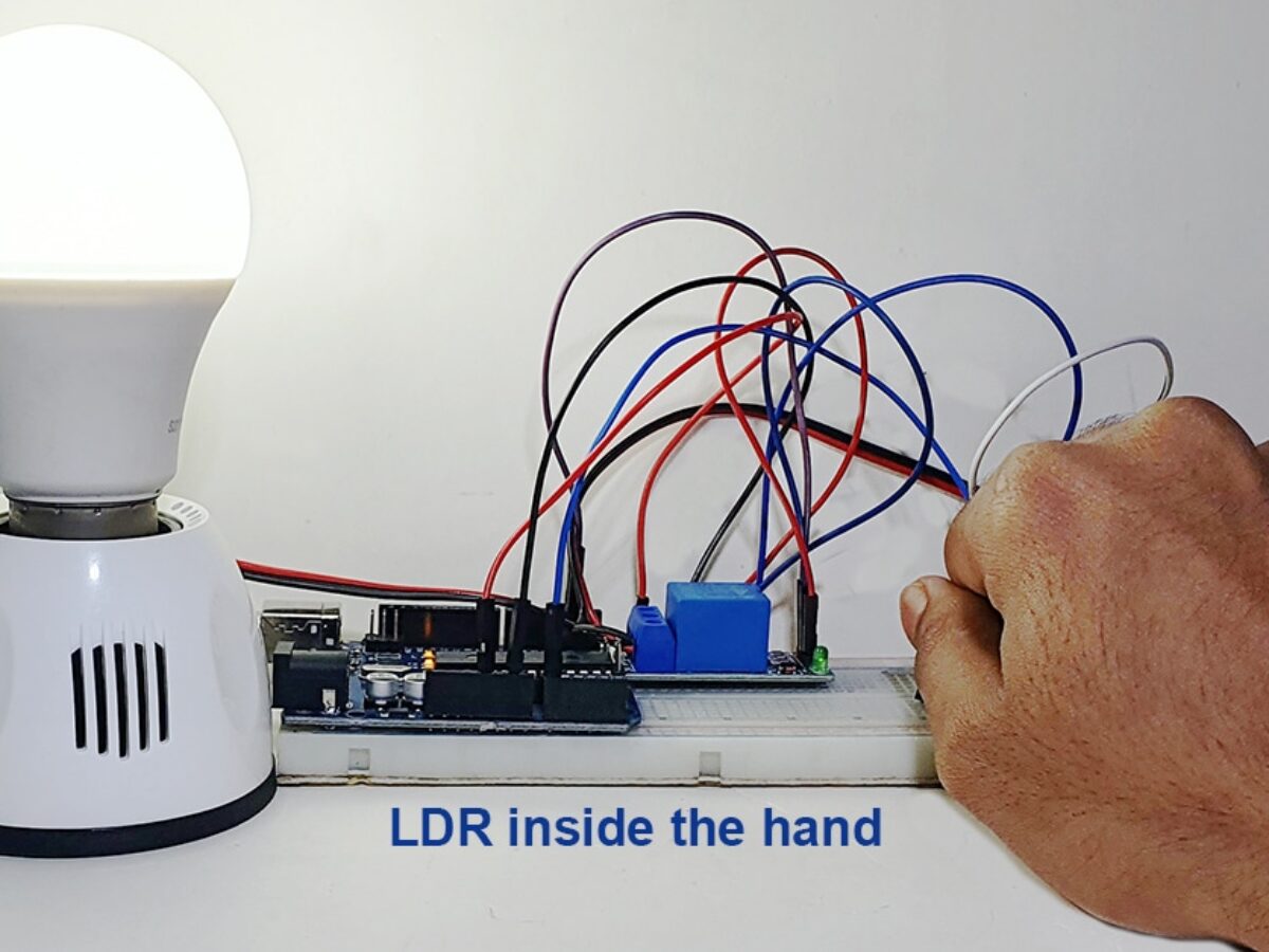 Verhoog jezelf organiseren investering Arduino with LDR Project Using LED and Relay | Automatic on-off Light